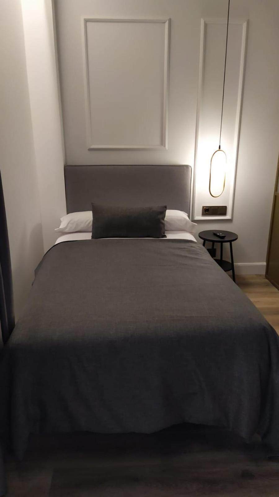 Hotel Conqueridor Valencia Habitación foto