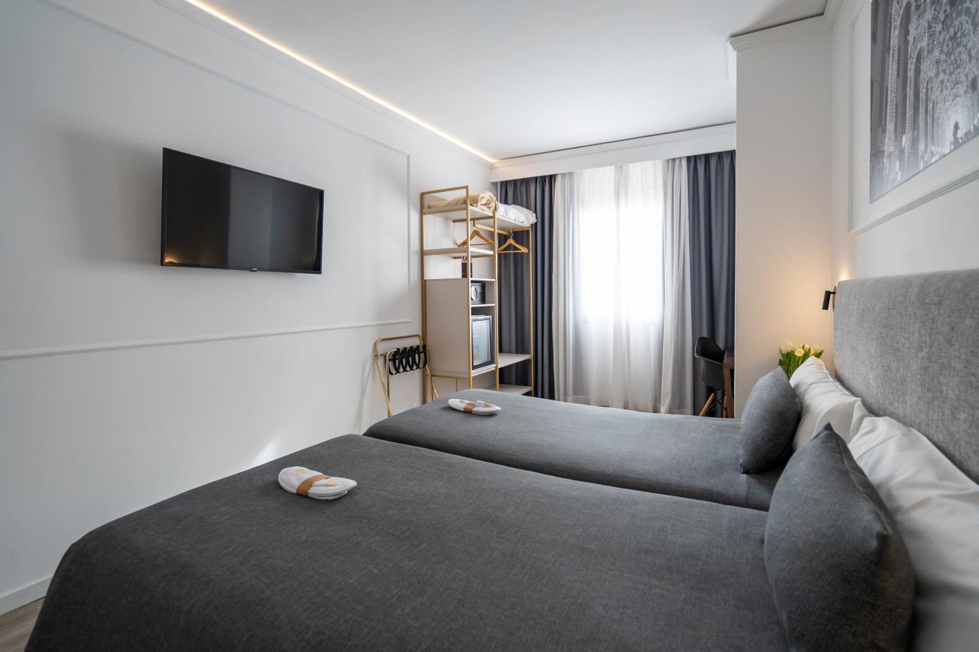 Hotel Conqueridor Valencia Habitación foto